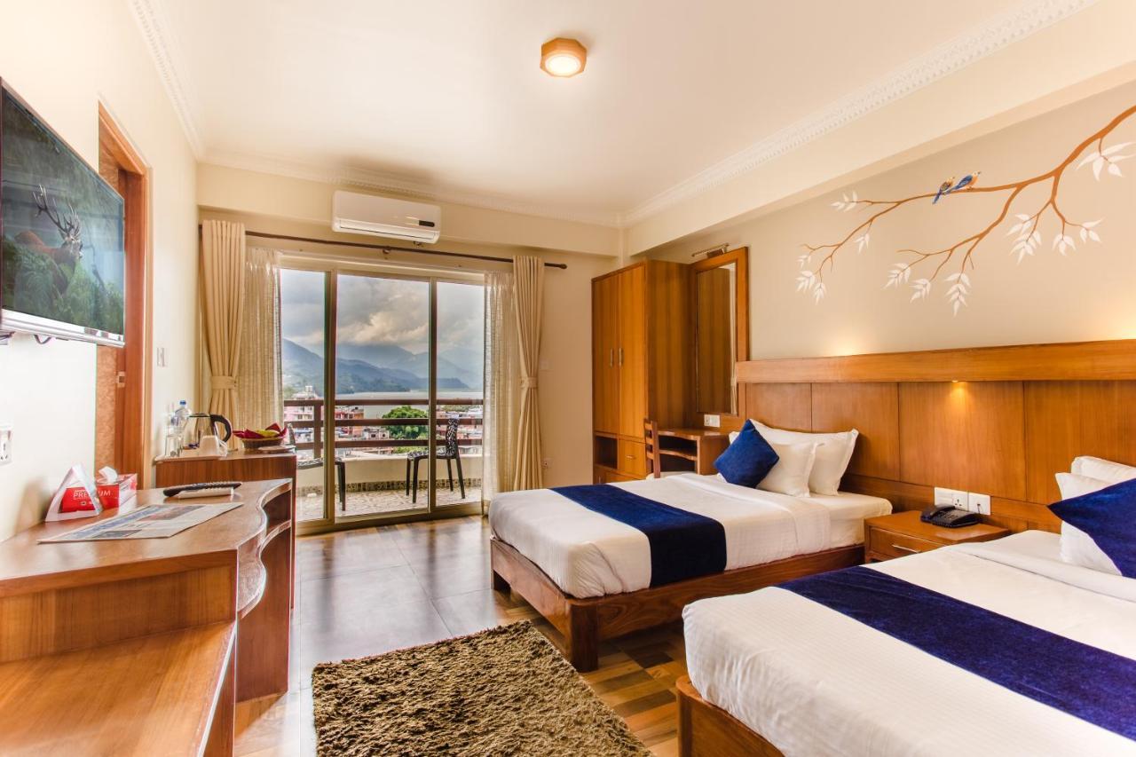 Hotel White Pearl Pokhara Dış mekan fotoğraf