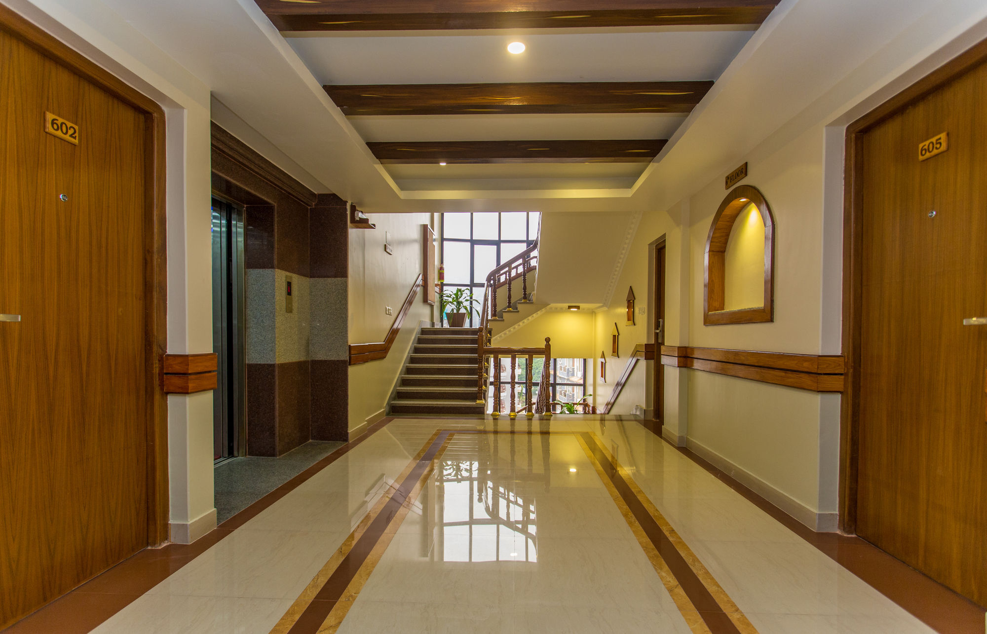 Hotel White Pearl Pokhara Dış mekan fotoğraf