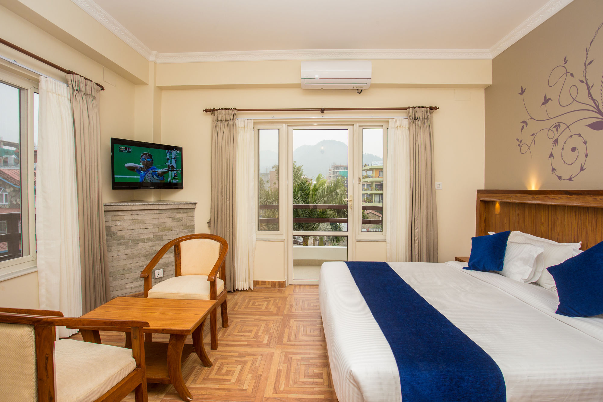 Hotel White Pearl Pokhara Dış mekan fotoğraf